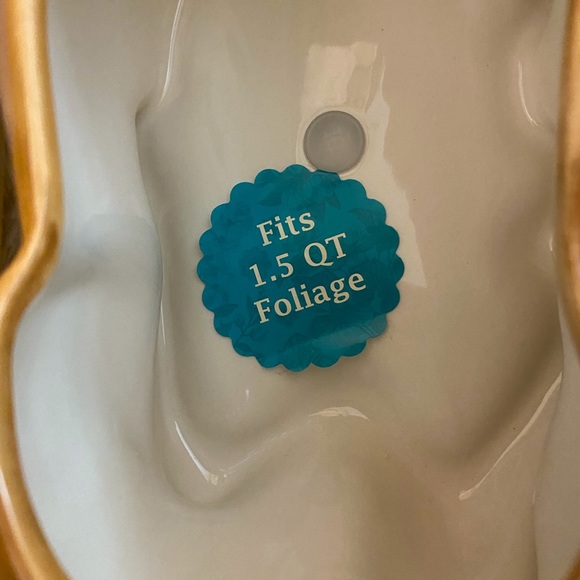 The Pioneer Woman Cow Planter NEW Country Cottagecore Decor Ceramic Flower Pot - Picture 5 of 6